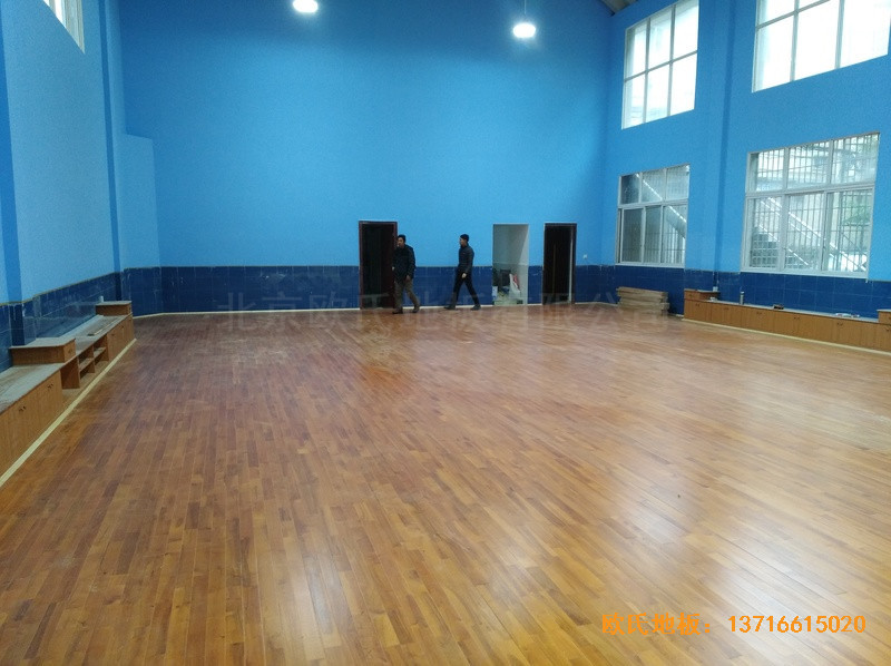 ���ϊ���н��O(sh��)�y����ë���^�w���ذ���b����5