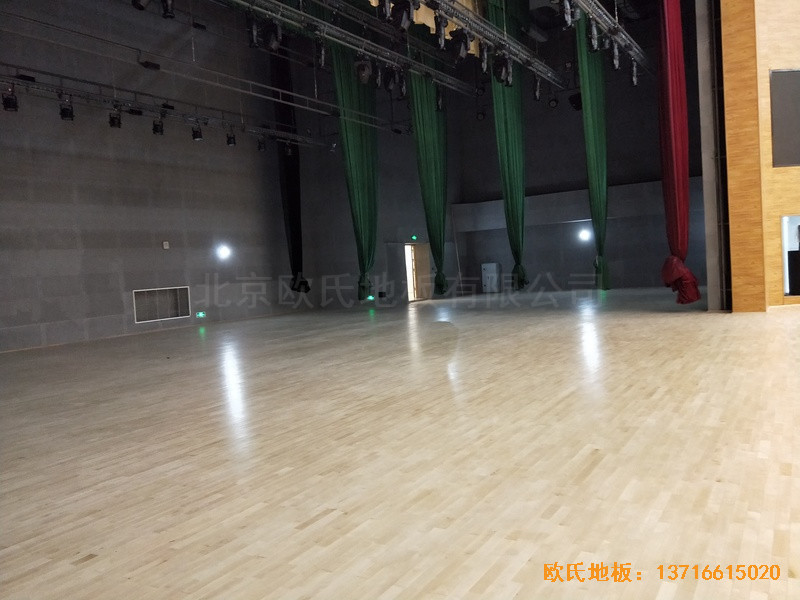 �Ĵ����e��ZҺ�׾ƌW(xu��)Ժ�\���^�w���ذ尲�b����5